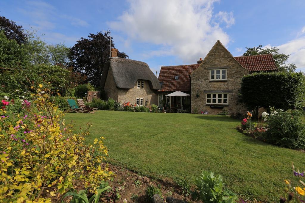 Thatch Cottage Lacock Exteriör bild